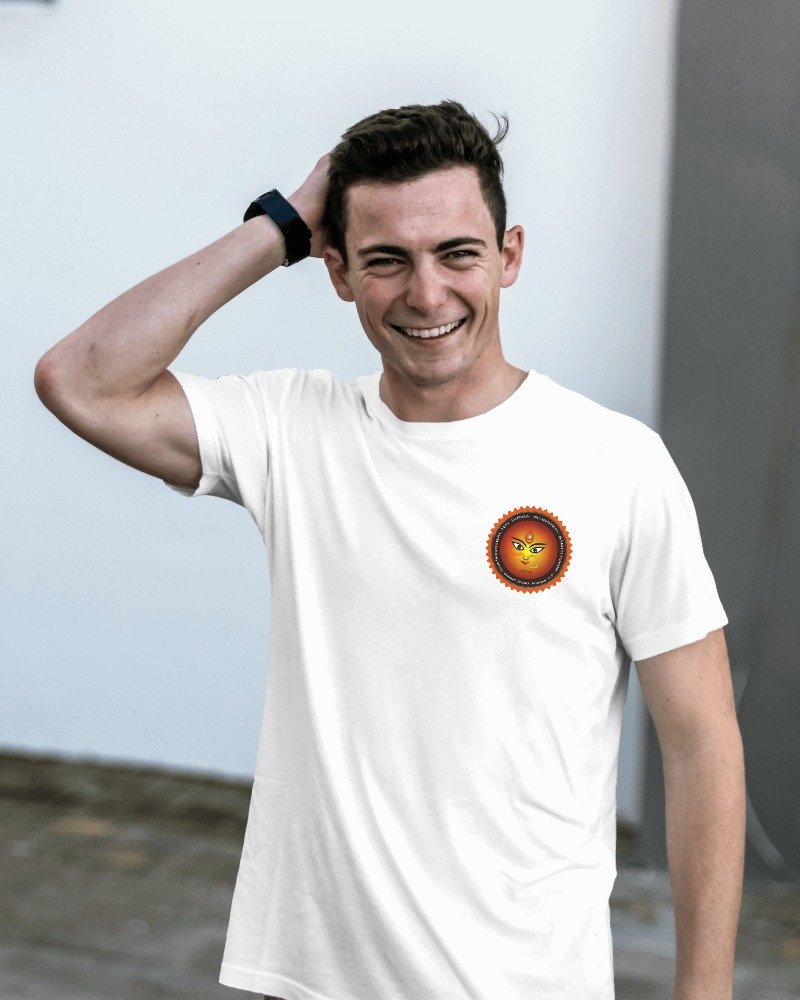 happy-man-tshirt-mockup-with-hand-on-head-0098